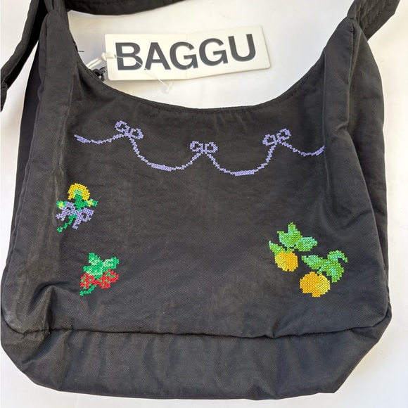 NWT BAGGU Cross Stitch Mini Nylon Shoulder Bag - Picture 4 of 13